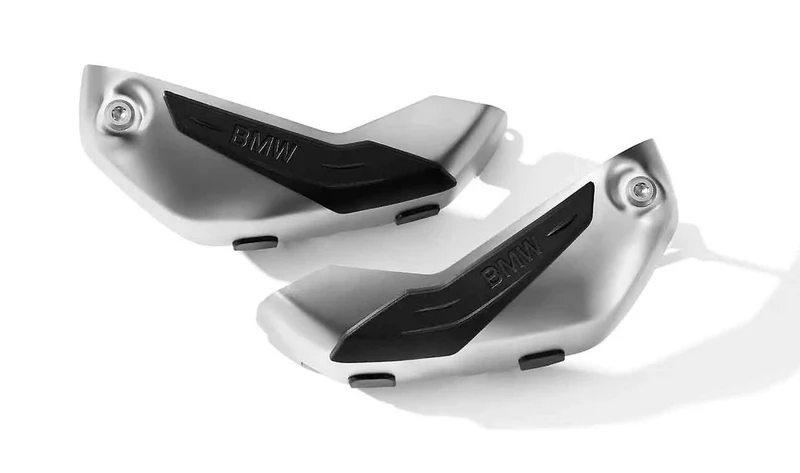 Juego de protectores de tapa de válvulas OEM 77148533745 para motos BMW R 1200 GS, R 1200 GS Adventure, R 1200 RT, R 1200 R, R 1200 RS… y más. Original BMW Motorrad