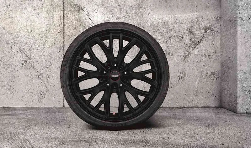 Llanta de aleación ligera MINI JCW Cross Spoke 506 7Jx18 ET54 negro mate (Jet Black) OEM 36105A11E75 para MINI F55 Cooper/Cooper S, F56 Cooper/Cooper S/JCW, F57 Cooper/Cooper S… y más. Original MINI.