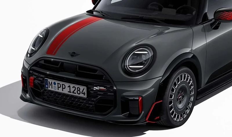 Lámina adhesiva para capó JCW Chili Red OEM 51145B4EAB0 para MINI F65, F66, F67 Cooper C, Cooper S… y más. Original MINI.