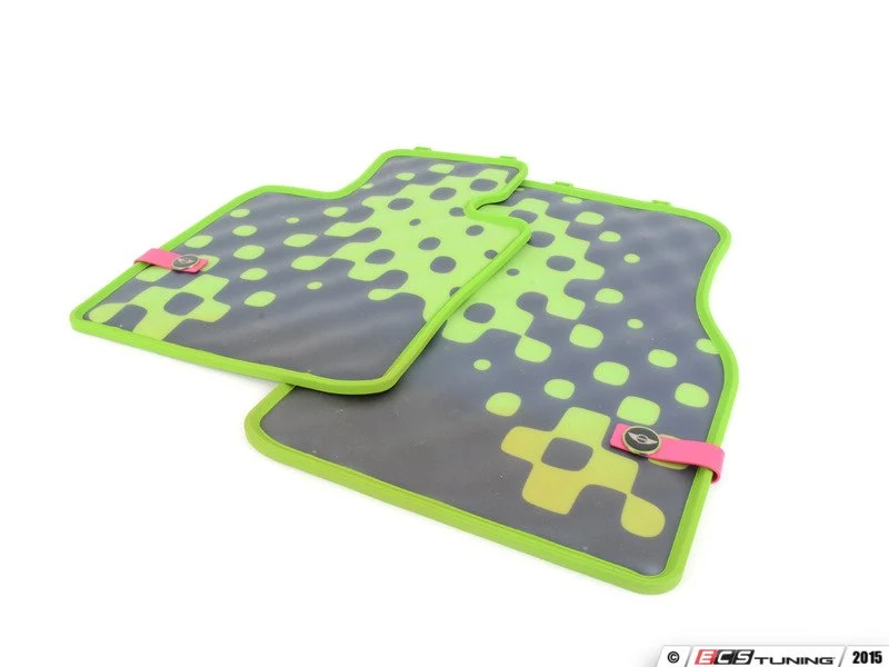 Juego de alfombrillas delanteras todo tiempo color Vivid Green OEM 51472354158 para MINI F55, F56, F57, F65, F66, F67… y más. Original MINI.