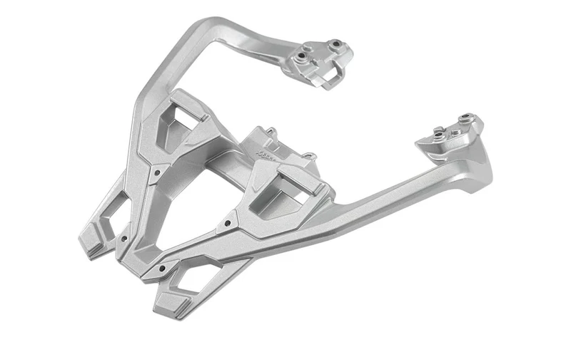 Soporte portaequipajes trasero plata OEM 46548566278 para motos BMW G 310 GS, G 310 R. Original BMW Motorrad