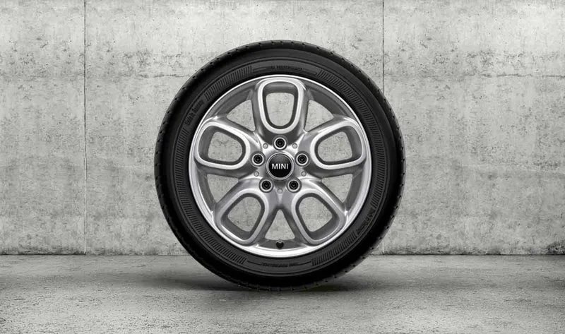 Llanta de aleación ligera 6,5Jx16 ET54 Bright Silver para MINI F55, F56, F56 BEV, F57… y más OEM 36116855103. Original MINI.