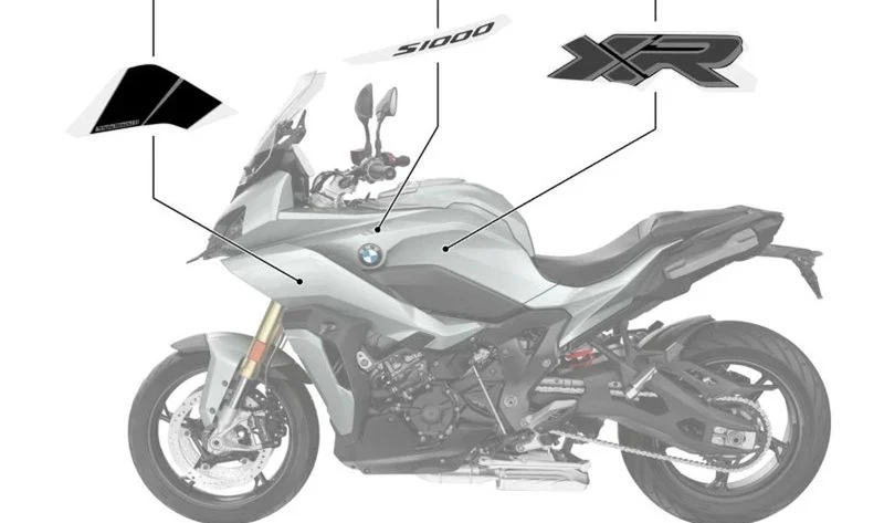 Inscripción revestimiento lateral izquierdo OEM 51147925477 para BMW Motorrad S 1000 XR (K69). Original BMW Motorrad.