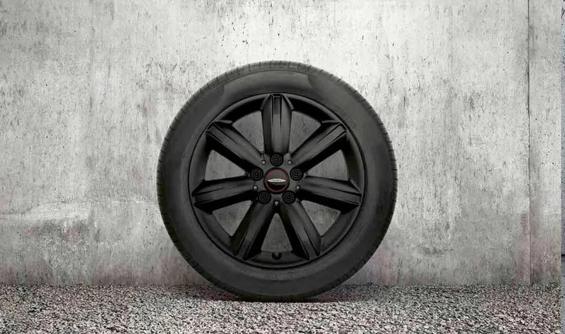 Llanta de aluminio negra mate Star Spoke 539 OEM 36116891815 para MINI F55, F56, F57... y más. Original MINI.