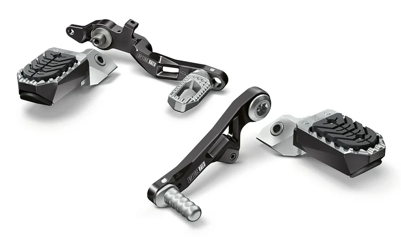 Reposapiés derecho regulable Shadow OEM 46719829532 para motos BMW R1200GS, R1250GS, F750GS, F850GS... y más. Original BMW Motorrad.