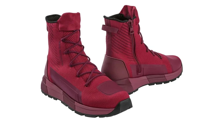 Zapatillas KnitLite rojo talla 48 OEM 76225A80906 para BMW. Original BMW Motorrad.