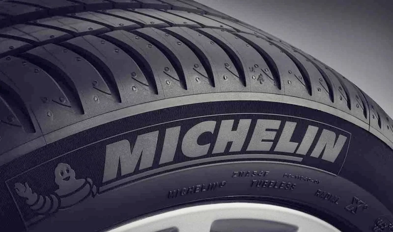Neumático delantero Michelin Primacy 3 245/45R19 102Y OEM 36122407405 para BMW G32, G30, G31, G11, G12... y más. Original BMW.
