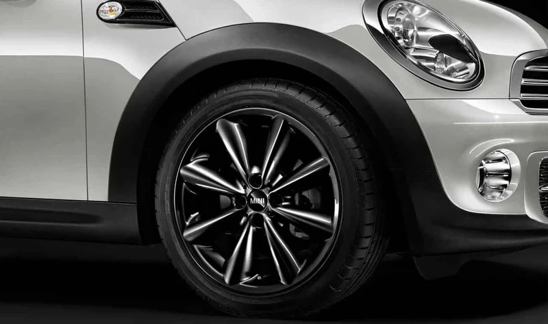 Llanta de aluminio Radio Cónico 121 Jet Black 17" OEM 36116791931 para MINI R56, R56 LCI, Clubman R55, Cabrio R57, Coupé R58, Roadster R59... y más. Original MINI.