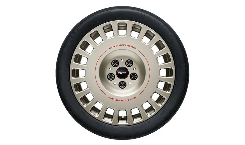 Juego completo de ruedas JCW Rallye Spoke 992 Vibrant Silver 18" OEM 36115B30825 para MINI Aceman J05. Original MINI.
