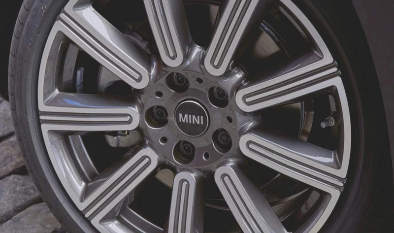 Tapacubos OEM 36135A58E10 para MINI F66, Cooper J01, F65, Cabrio F67, Countryman U25. Original MINI.