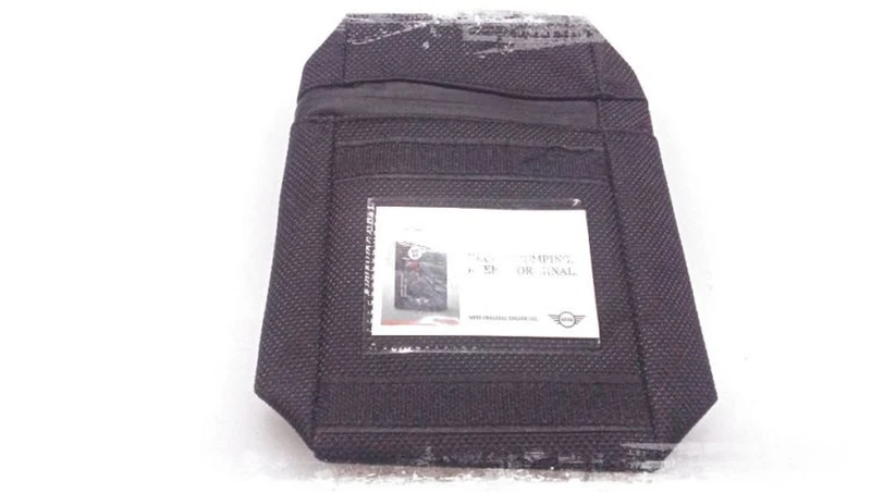 Bolsa para aceite de motor 1L OEM 83292458655 para todos los vehículos MINI. Original MINI.