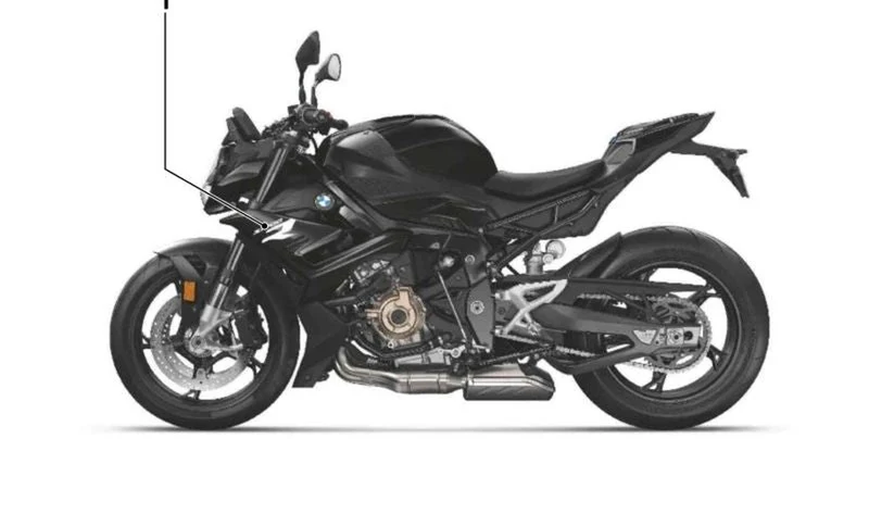 Decoración revestimiento lateral izquierdo OEM 51147914799 para BMW Motorrad S 1000 R (K63) 2020-2024. Original BMW Motorrad.