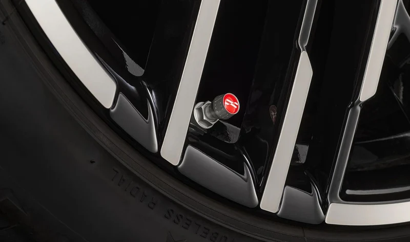 Tapones de válvula con logotipo JCW OEM 36115A96C26 para MINI F56, F55, Clubman F54, Countryman F60… y más. Original MINI.