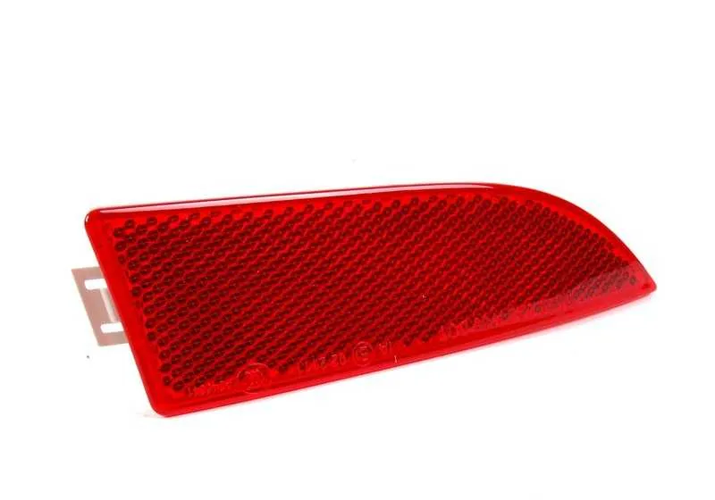 Reflectante trasero izquierdo OEM 63147162217 para BMW X3 E83 LCI (2006-2010). Original BMW.