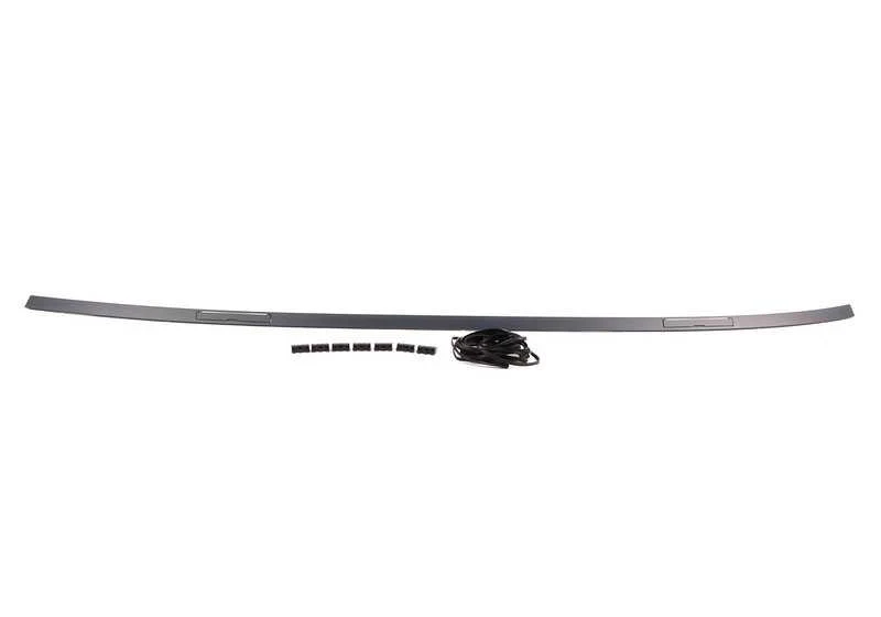 Listón de adorno de techo imprimado izquierdo OEM 51137124253 para BMW Serie 3 E90, E90 LCI. Original BMW.