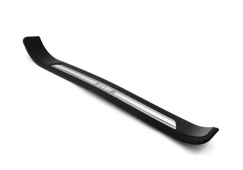 Embellecedor de entrada delantero derecho OEM 51478159934 para BMW Serie 5 E39 520i, 523i, 528i, 525d. Original BMW.