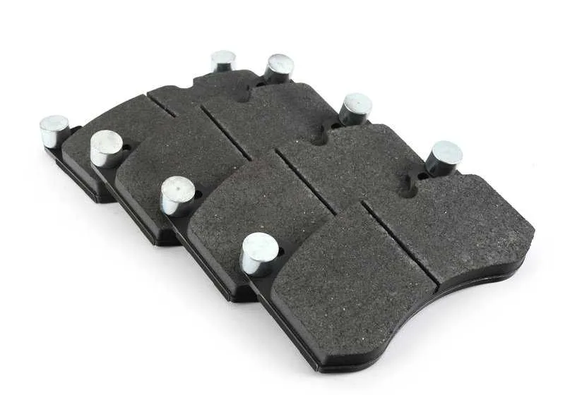 Juego de pastillas de freno delanteras sin asbesto OEM 34108093705 para BMW G87 M2, G80 M3, G82 M4... y más. Original BMW.