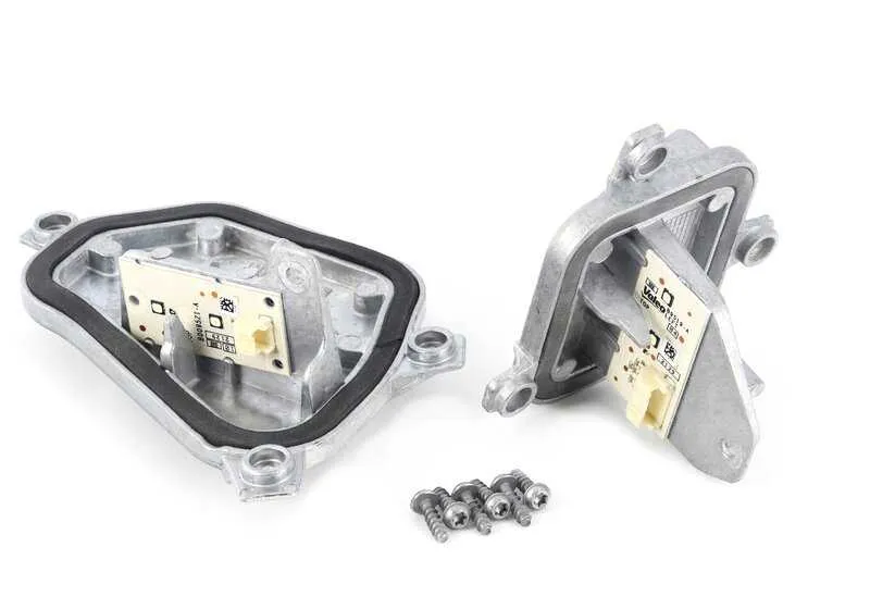 Módulo LED luz conducción diurna izquierda OEM 63117489237 para BMW X2 (F39), M35i, X2 20d, sDrive18d, sDrive18i. Original BMW.