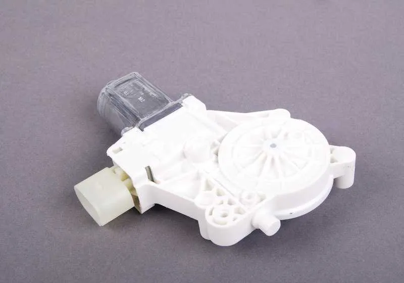 Accionamiento alzacristales delantero izquierdo OEM 67626927027 para BMW E87, E90, E91, X1 E84... y más. Original BMW.