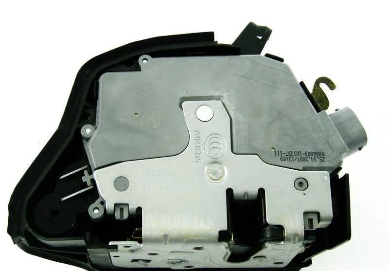 Cerradura resorte giratoria con mecanismo regulación izquierda OEM 51218402537 para BMW X5 E53. Original BMW.