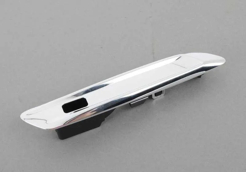 Paramento pared lateral delantera izquierda OEM 51137336647 para BMW Serie 5 F10 LCI, F11 LCI. Original BMW.