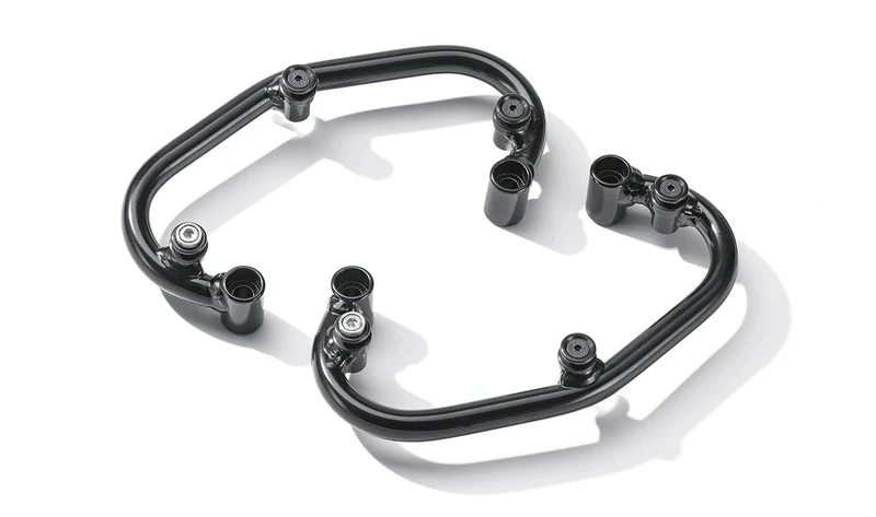 Soporte de bolsa lateral derecha OEM 77402471320 para motos BMW R 18, R 18 Classic. Original BMW Motorrad.