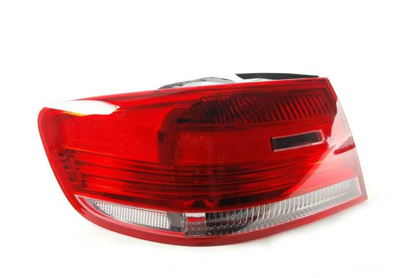 Luz trasera izquierda OEM 63217174403 para BMW Serie 3 E92 316i, 320d, 320i, 320d xDrive... y más. Original BMW.