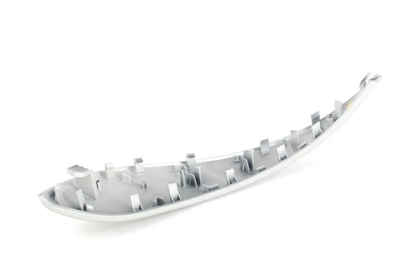 Moldura de manilla izquierda OEM 51417260085 en satinsilber para BMW F30, F31, F34 GT, F32, F33, F36... y más. Original BMW.