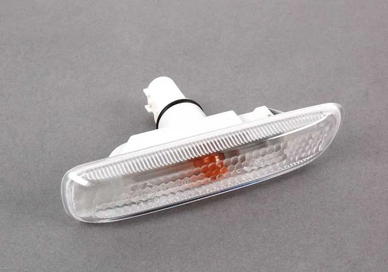 Indicador de dirección adicional derecho blanco OEM 63132228592 para BMW Serie 3 E46. Original BMW.