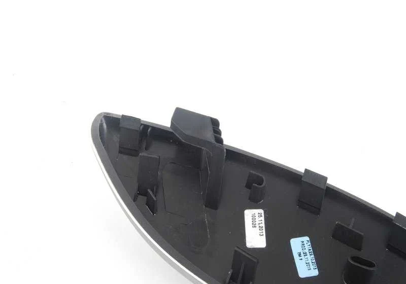 Moldura manilla aluminio izquierda OEM 51417260081 para BMW F30, F31, F34, F32, F33, F36… y más. Original BMW.