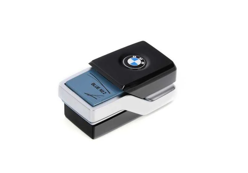Ambientador Blue Suite No. 2 OEM 64119382591 para BMW G30, G31, G11, G12, F90, G32, F91, F92, F93, G01, G02, G05, G06, G07, G09, iX3... y más. Original BMW.