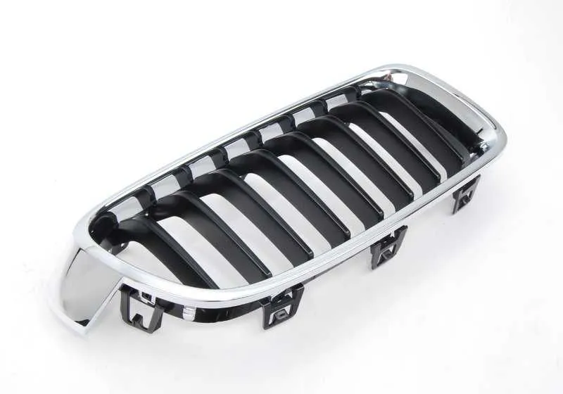 Rejilla decorativa delantera derecha Sport Line OEM 51137260498 para BMW Serie 3 F30, F31... y más. Original BMW.