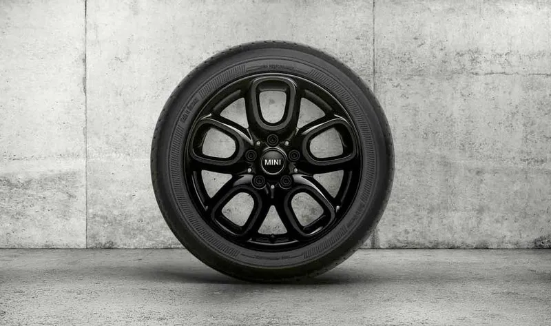 Llanta de aluminio Loop Spoke 494 negra OEM 36116891824 para MINI Clubman F54 LCI (06/2018 - 02/2024). Original MINI.