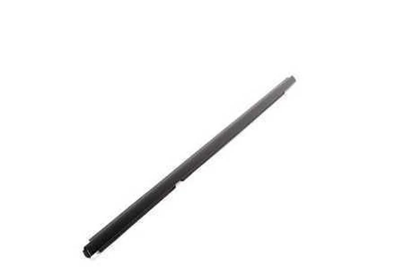 Cubierta pozo exterior puerta trasera izquierda OEM 51357220189 para BMW Serie 3 E90, E90 LCI. Original BMW.