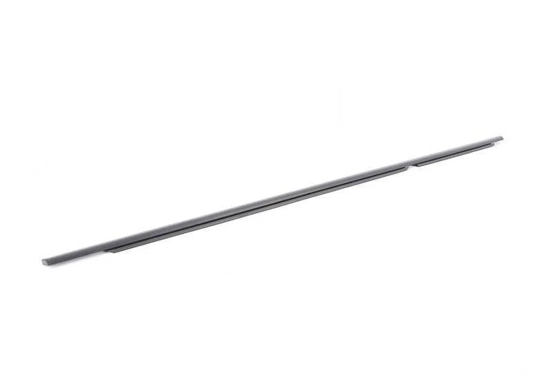 Cubierta pozo exterior derecha OEM 51348194772 para BMW Serie 3 E46 (316i, 318i, 318d, 318td) y más. Original BMW.