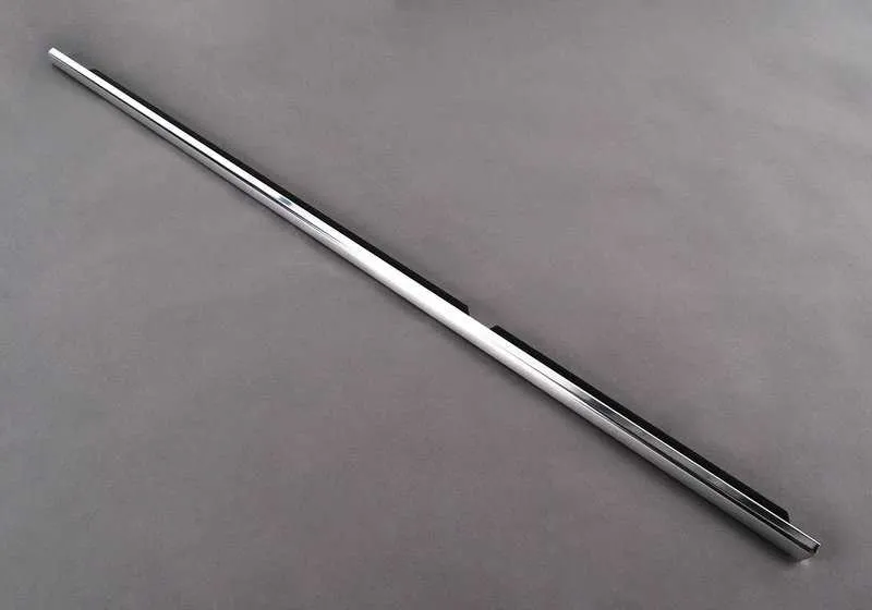 Cubierta pozo exterior izquierda OEM 51348194759 para BMW Serie 3 E46 (316i, AL11, AL12, AL21, AL22, AL51, AN71, AN72, AY91, AY92). Original BMW.
