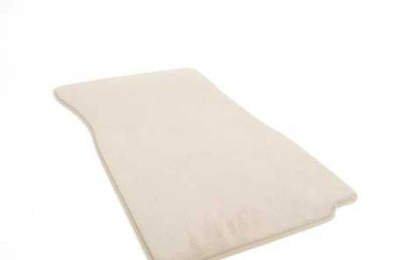 Alfombrillas delanteras beige OEM 51477056295 para BMW Z4 E85, E86. Original BMW.