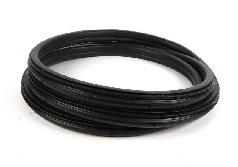 Cantonera trasera OEM 51723449349 para BMW X3 E83 (2003-2010). Original BMW.