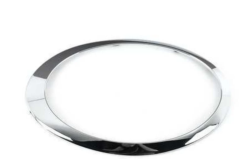 Anillo embellecedor faros delantero derecho cromado OEM 51137351372 para MINI Clubman F54, F54 LCI. Original MINI.