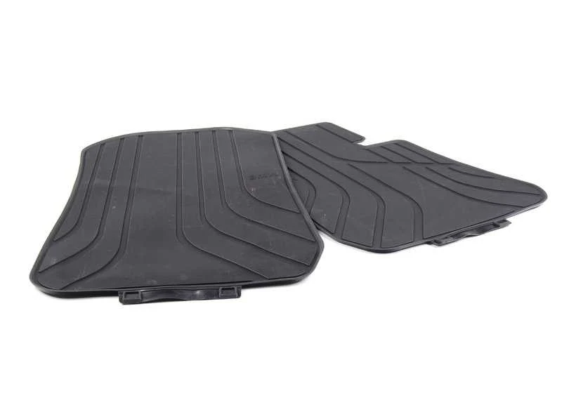Alfombrillas delanteras todo clima OEM 51472311024 para BMW 3' E90, E91, E92, E93... y más. Original BMW.