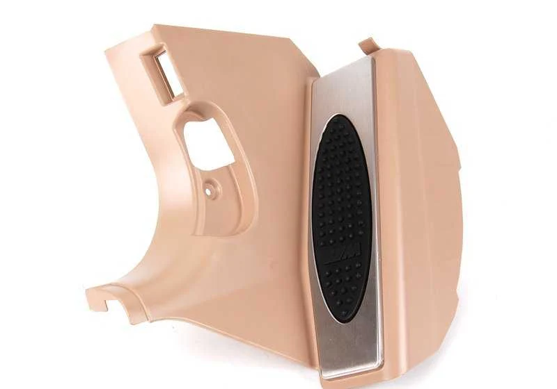 Revestimiento lateral reposa-pies M delantero izquierdo OEM 51437902391 para BMW Serie 3 E46. Original BMW.