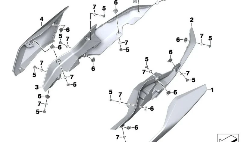 Carenado trasero izquierdo OEM 46638543525 para motos BMW R1200R, R1250R, R1200RS, R1250RS. Original BMW Motorrad.