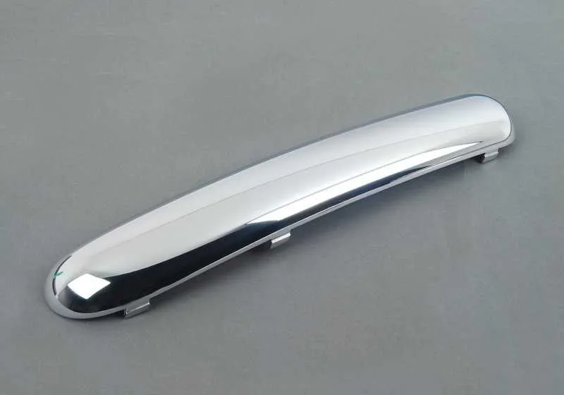 Listón parachoques delantero derecho OEM 51116800142 para MINI R50. Original MINI.