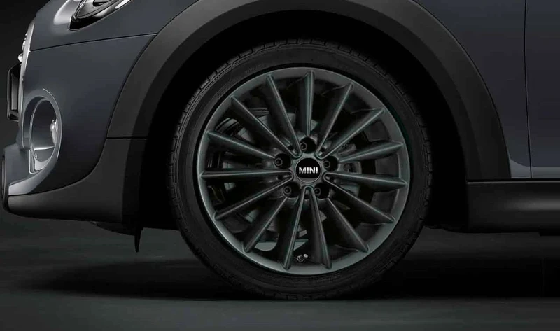 Llanta de aluminio JCW Multi Spoke 505 negra mate OEM 36106889636 para MINI F56, F55, Cabrio F57. Original MINI.