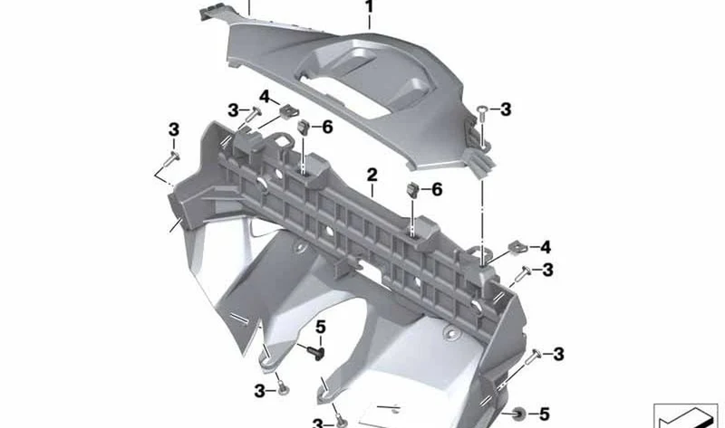 Moldura trasera central OEM 46638556383 para BMW Motorrad C 650 GT (K19). Original BMW Motorrad.