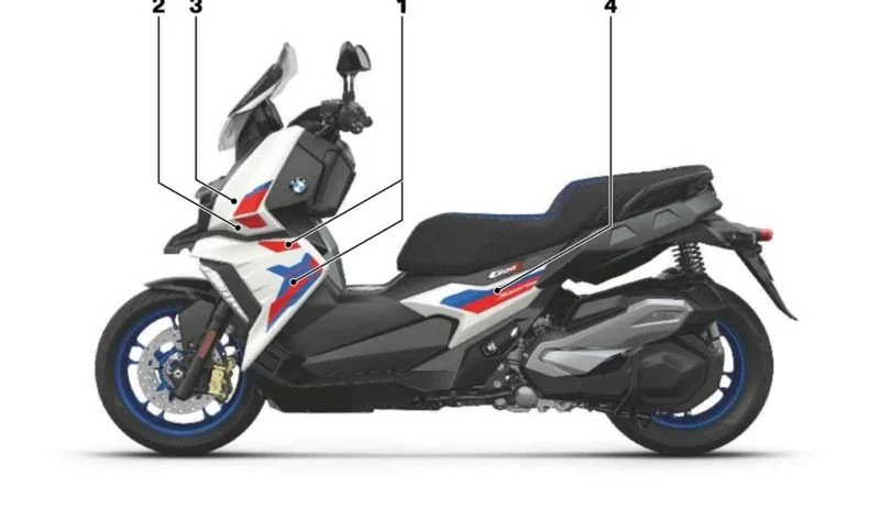 Decoración revestimiento lateral derecho OEM 51147914814 para BMW Motorrad C 400 X (K09). Original BMW Motorrad.